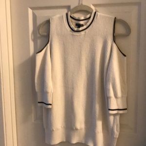 White blk knit sweater shoulders out